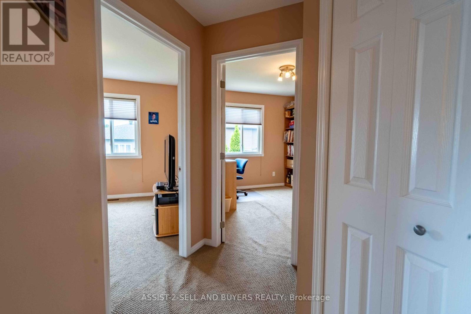 Photo 25 of 95 Mckenzie Street W, Cornwall ON