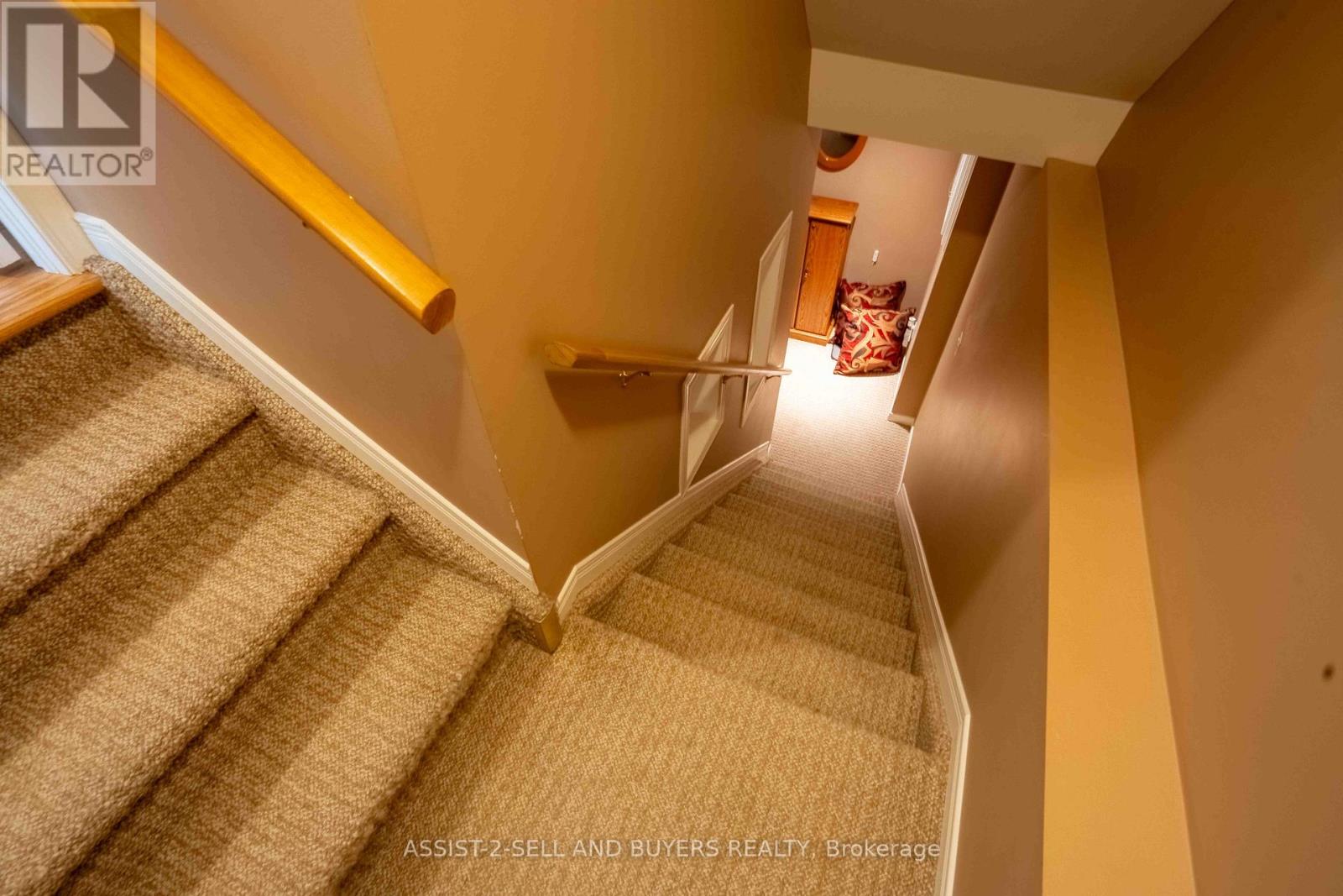 Photo 43 of 95 Mckenzie Street W, Cornwall ON