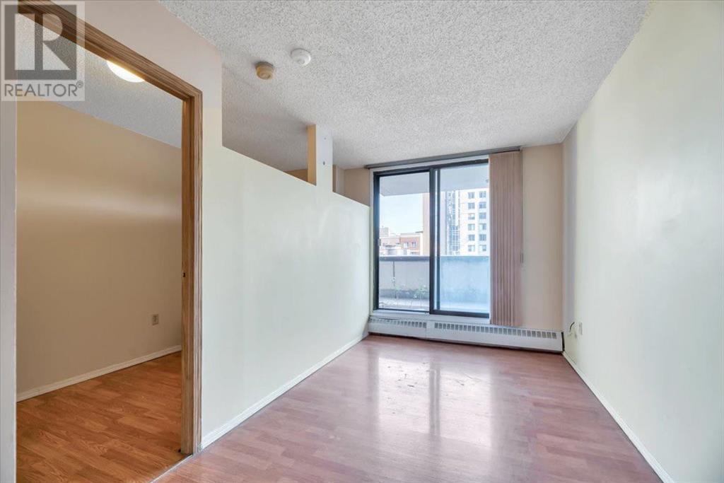 Single Family House for Sale in    Avenue SE Chinatown Calgary 
