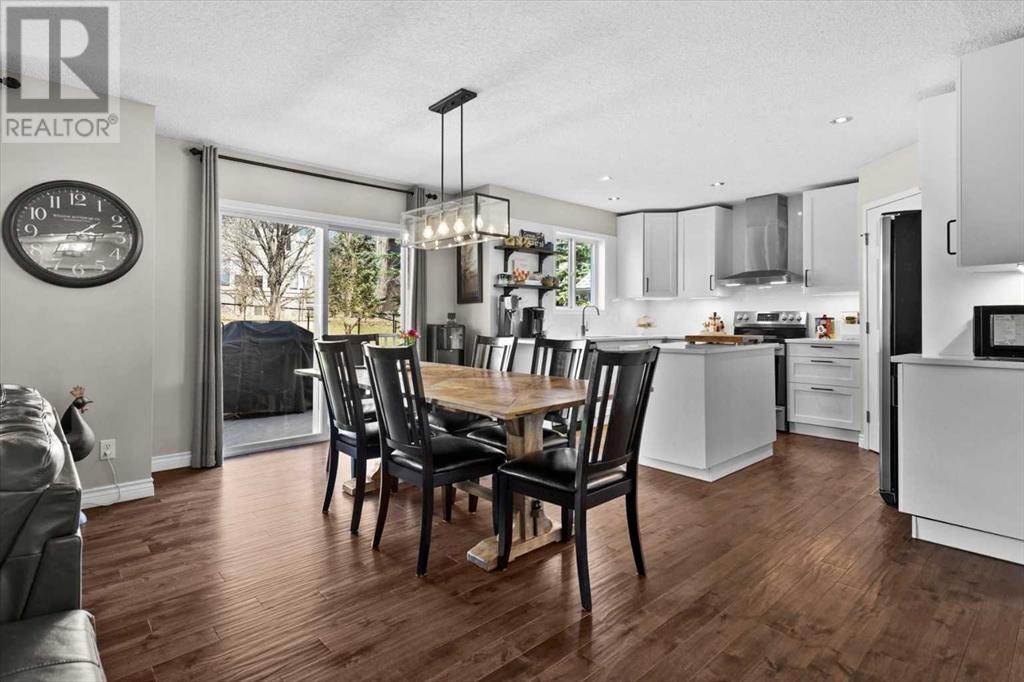 Single Family House for Sale in  Rocky Ridge Green NW Rocky Ridge Calgary 