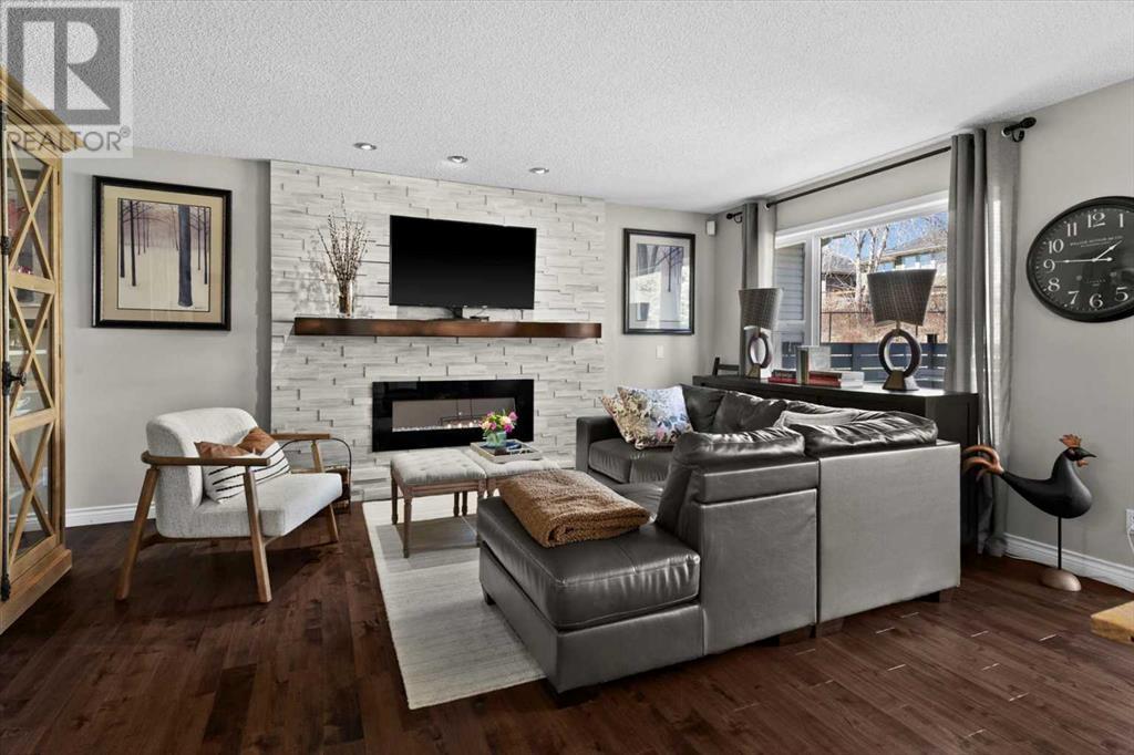 Single Family House for Sale in  Rocky Ridge Green NW Rocky Ridge Calgary 