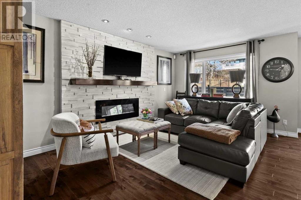110 Rocky Ridge Green NW, Calgary, Alberta