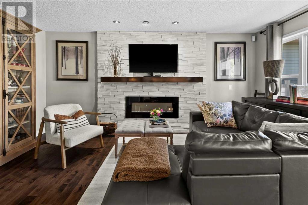 Single Family House for Sale in  Rocky Ridge Green NW Rocky Ridge Calgary 