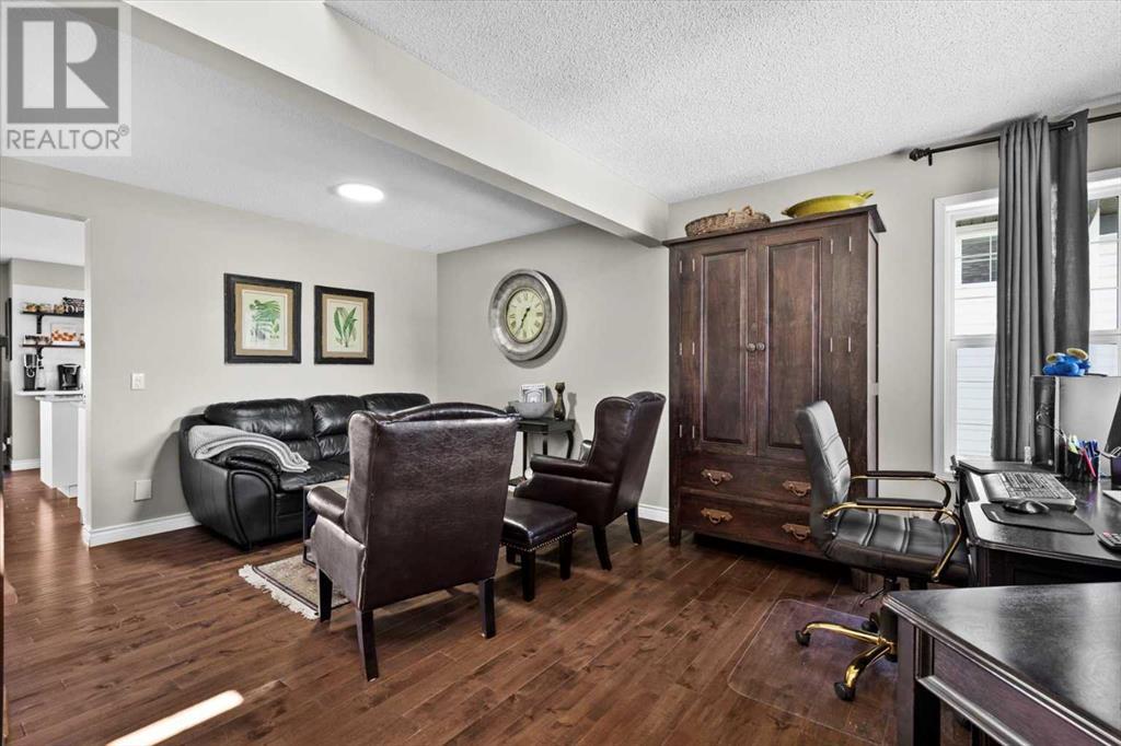 Single Family House for Sale in  Rocky Ridge Green NW Rocky Ridge Calgary 