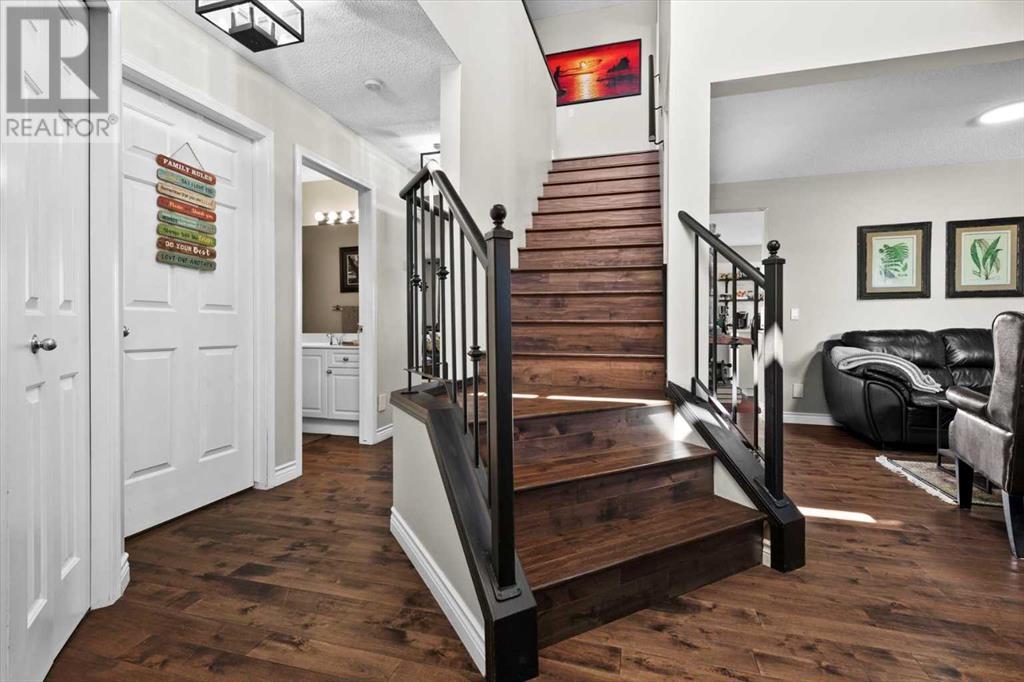 Single Family House for Sale in  Rocky Ridge Green NW Rocky Ridge Calgary 