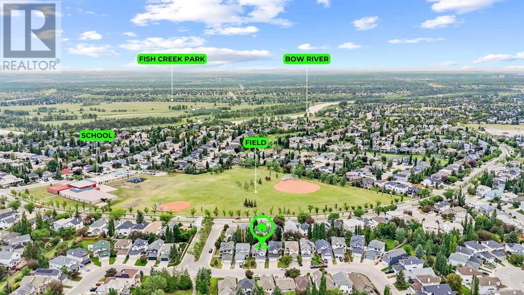 Single Family House for Sale in  Douglas Ridge Green SE Douglasdale/Glen Calgary 