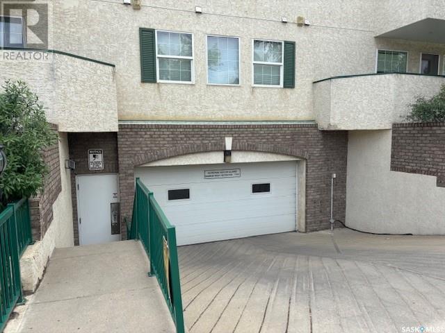 Single Family House Low rise for Sale in   McKercher DRIVE W Saskatoon 