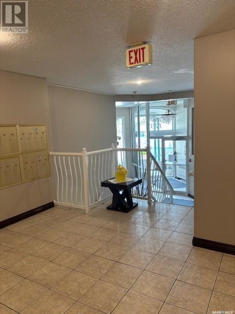Single Family House Low rise for Sale in   McKercher DRIVE W Saskatoon 