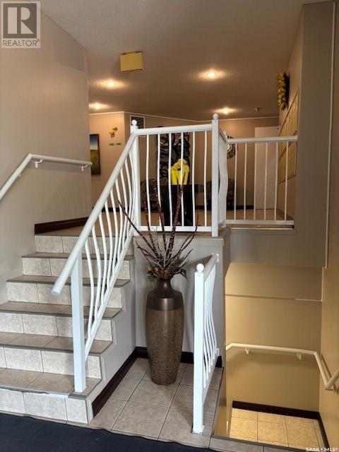 Single Family House Low rise for Sale in   McKercher DRIVE W Saskatoon 