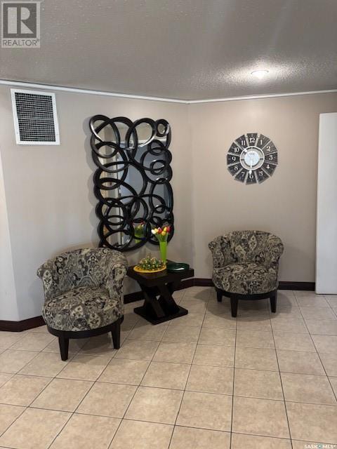 Single Family House Low rise for Sale in   McKercher DRIVE W Saskatoon 