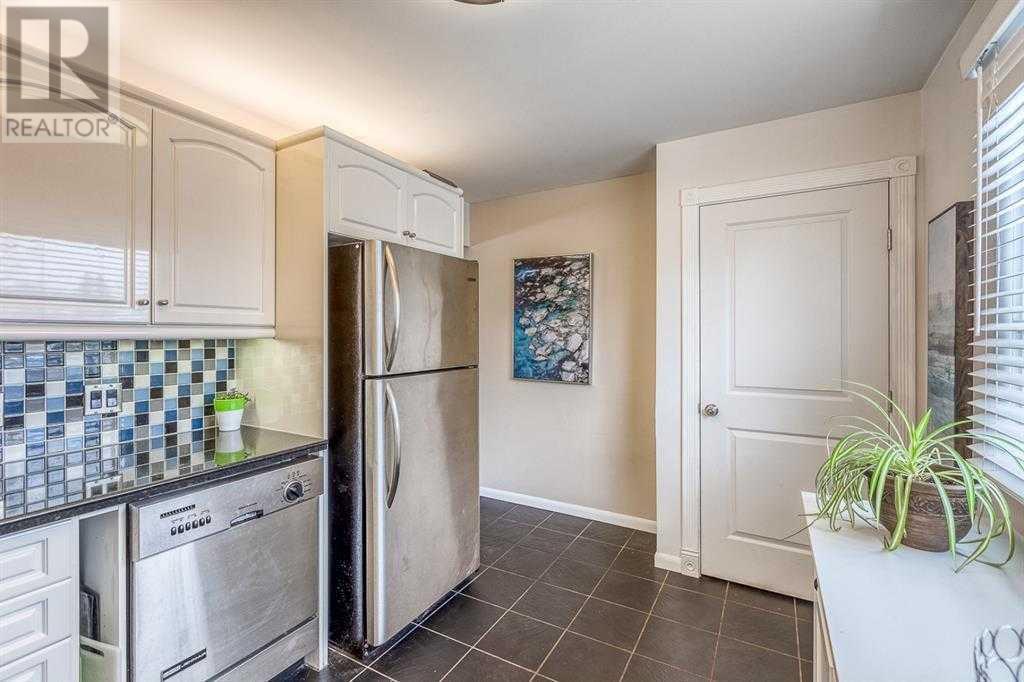 Single Family House Bungalow for Sale in  Grove Hill Road SW Glendale Calgary 