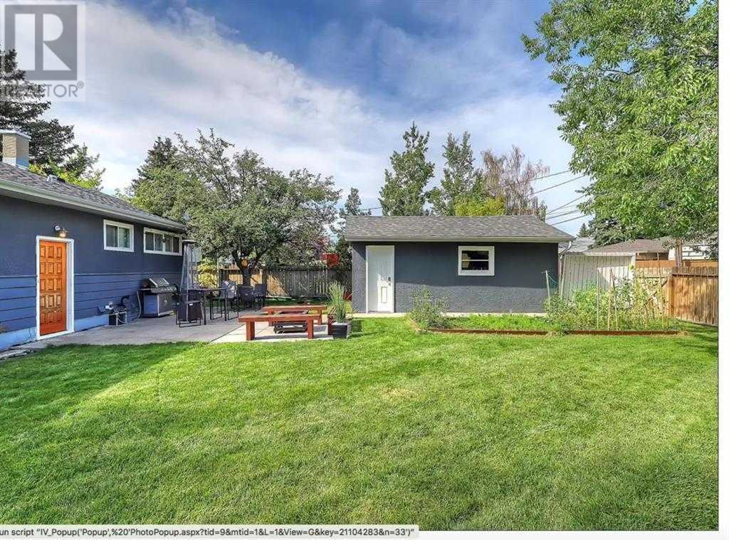 Single Family House Bungalow for Sale in  Grove Hill Road SW Glendale Calgary 
