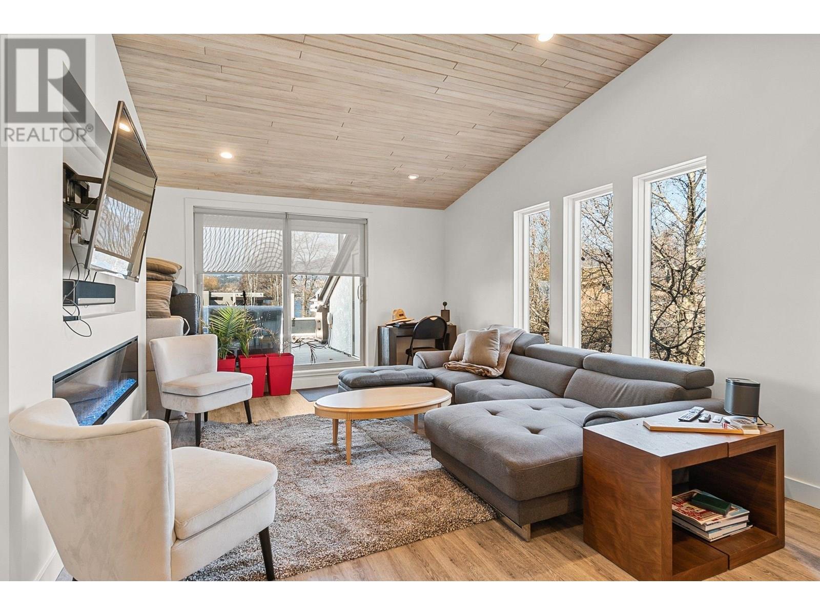 312 2900 Abbott Street, Kelowna