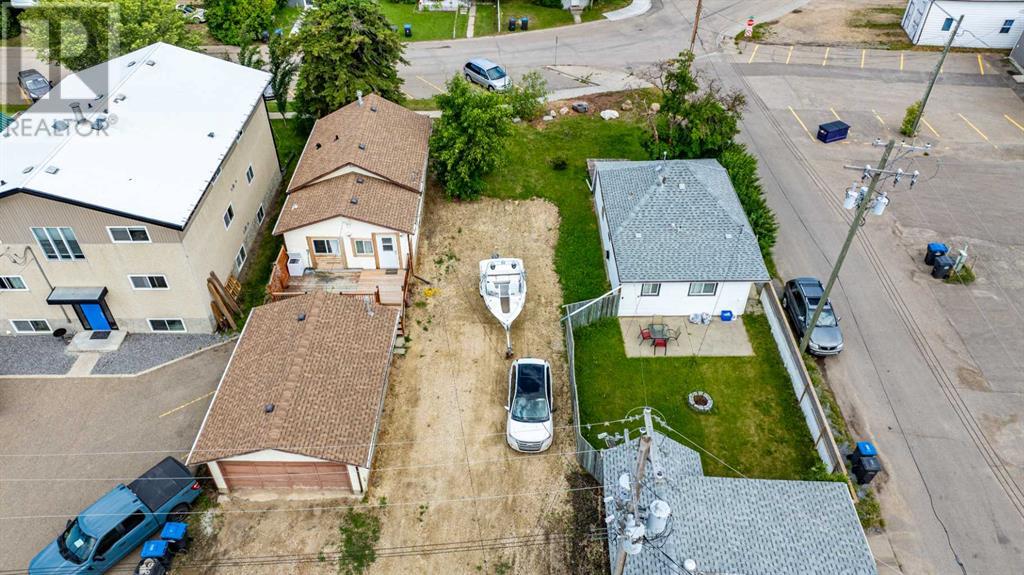 Photo 2 of 5018 49 Street, Sylvan Lake AB