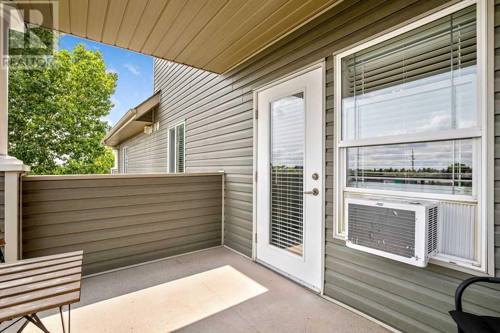 Single Family House for Sale in  Millrise Point SW Millrise Calgary 