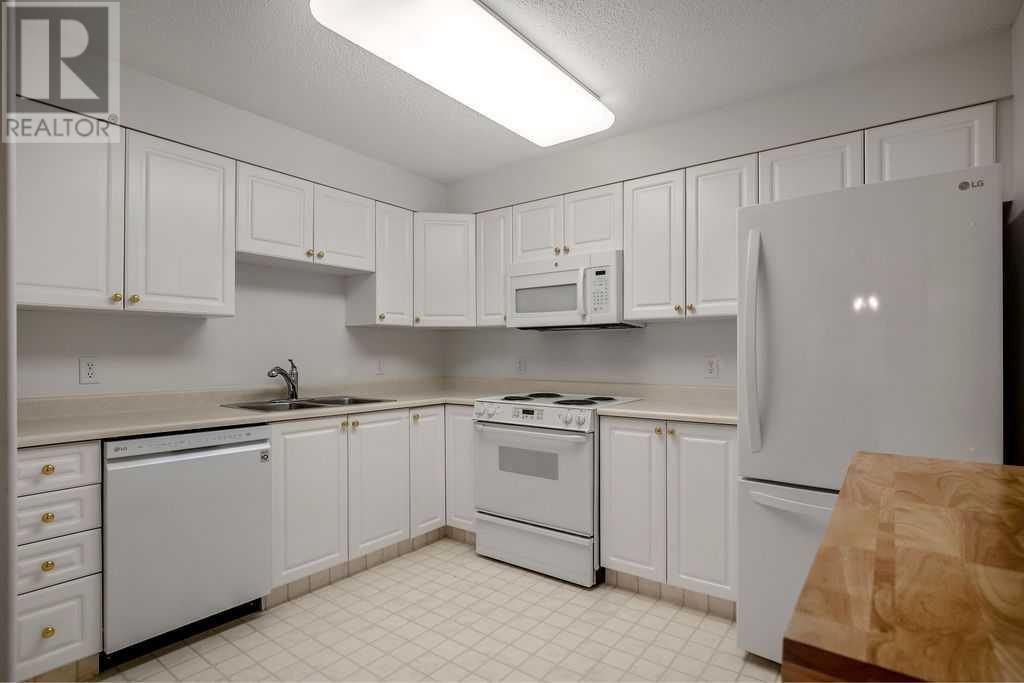 Single Family House for Sale in  Millrise Point SW Millrise Calgary 