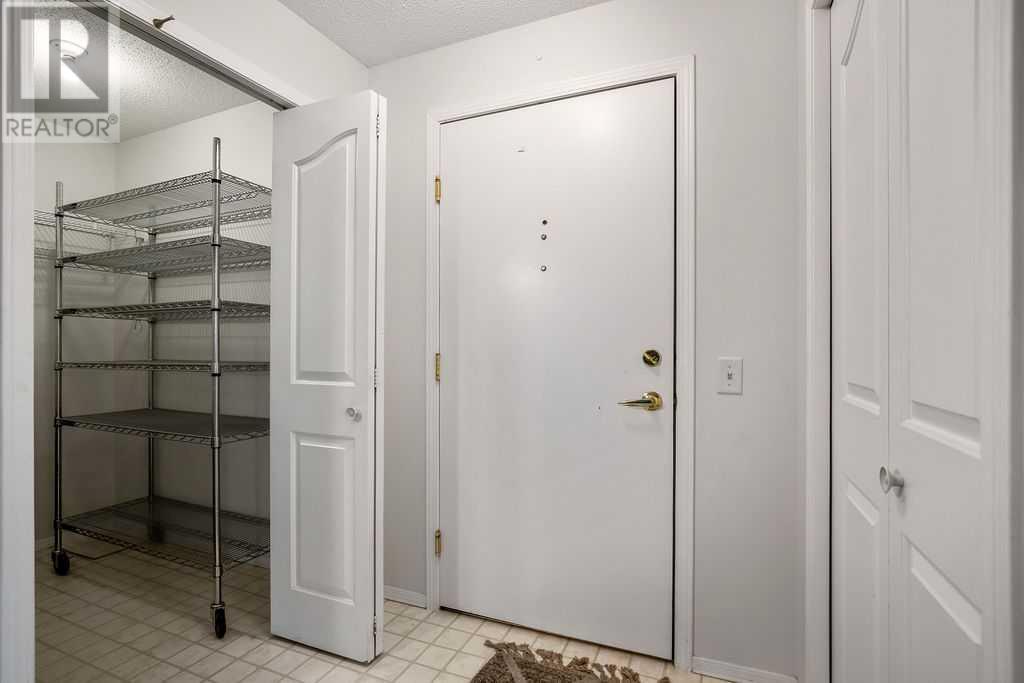 3207 Millrise Point SW, Calgary, Alberta