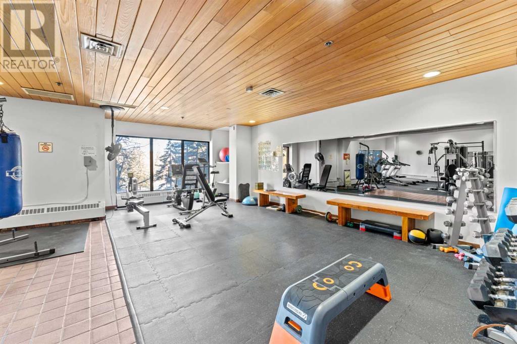 Single Family House High rise for Sale in    Avenue NW Bowness Calgary 