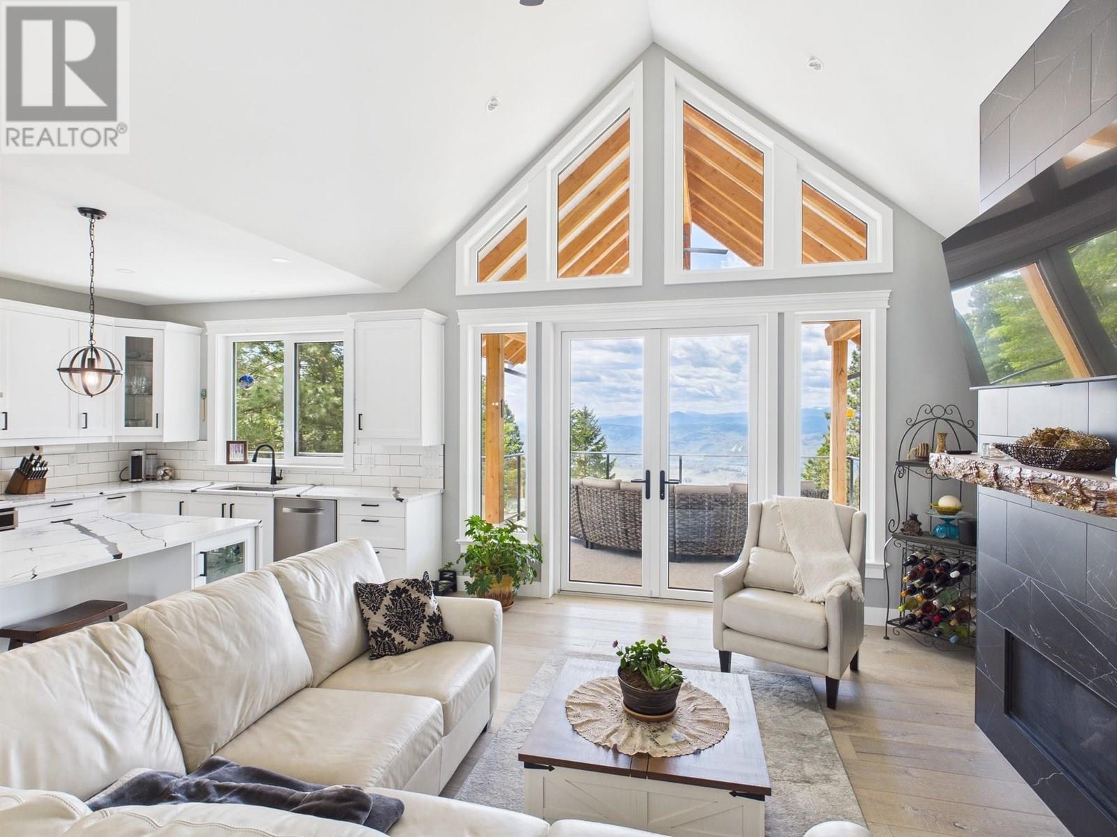 125 FALCON Place, Osoyoos