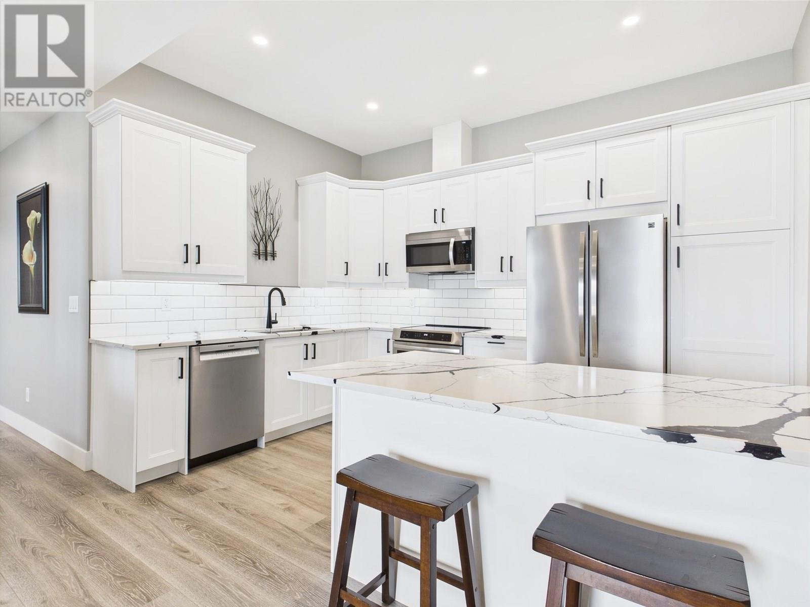 125 FALCON Place, Osoyoos