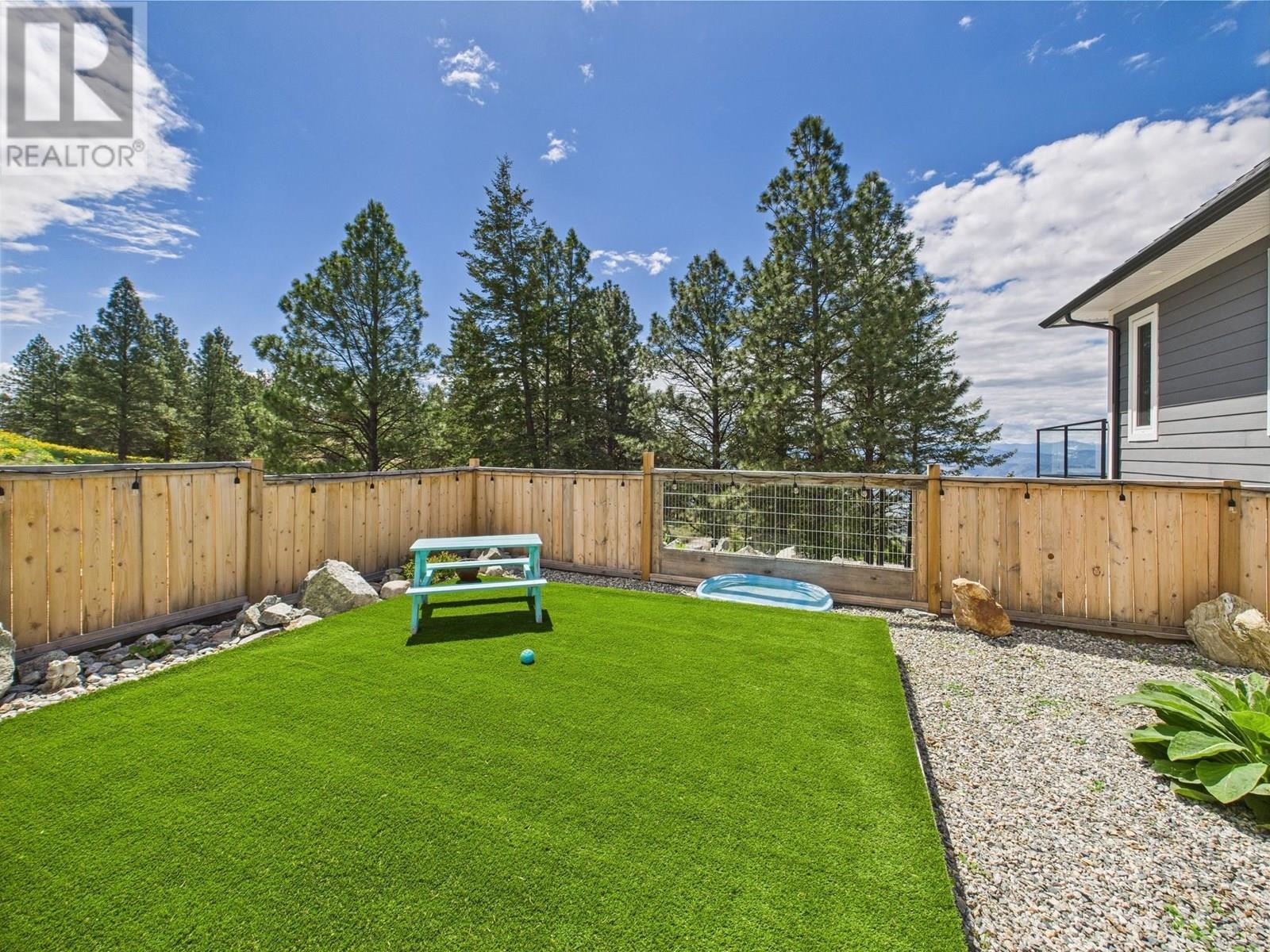 125 FALCON Place, Osoyoos