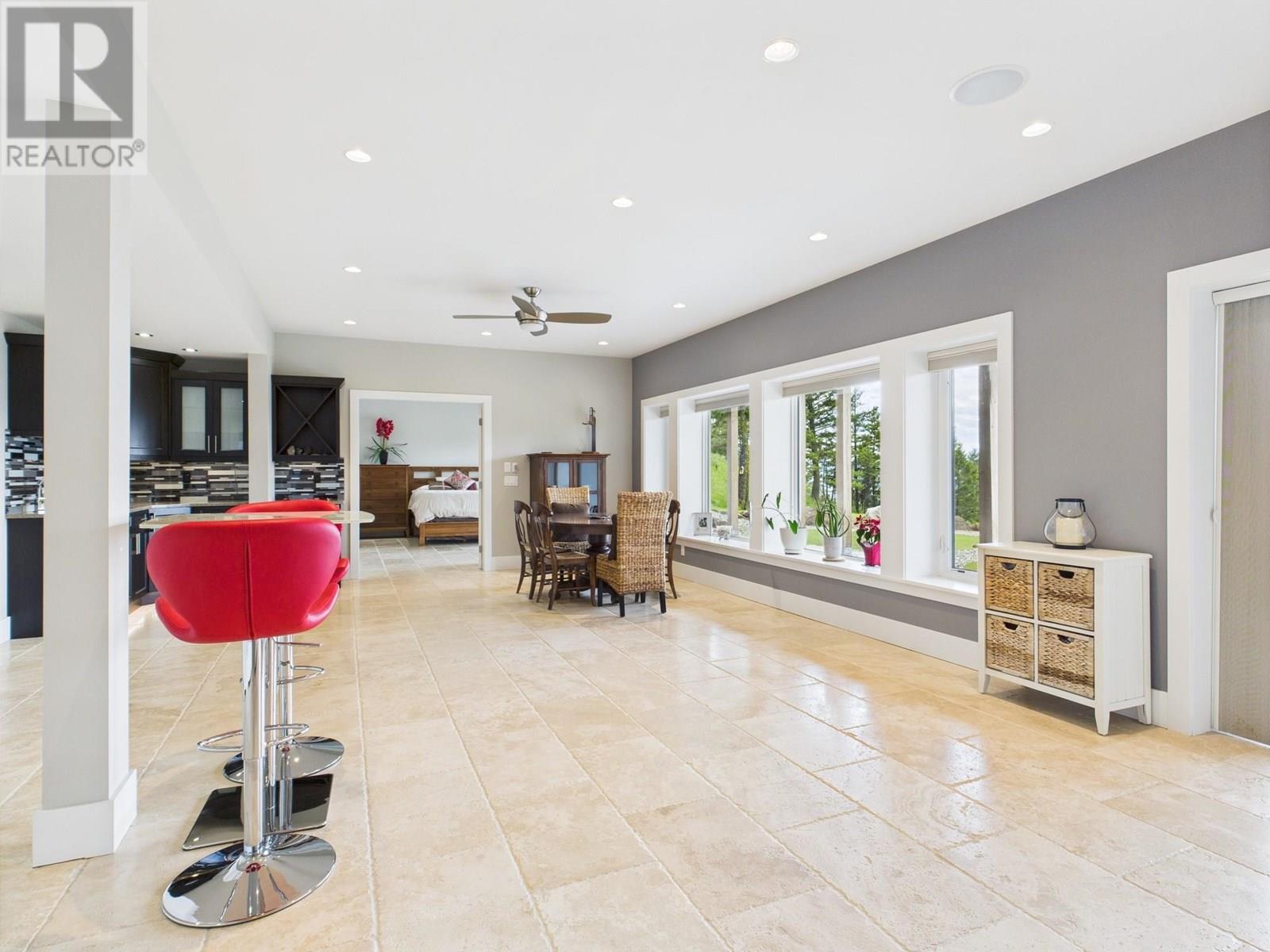  560 SASQUATCH Trail, Osoyoos
