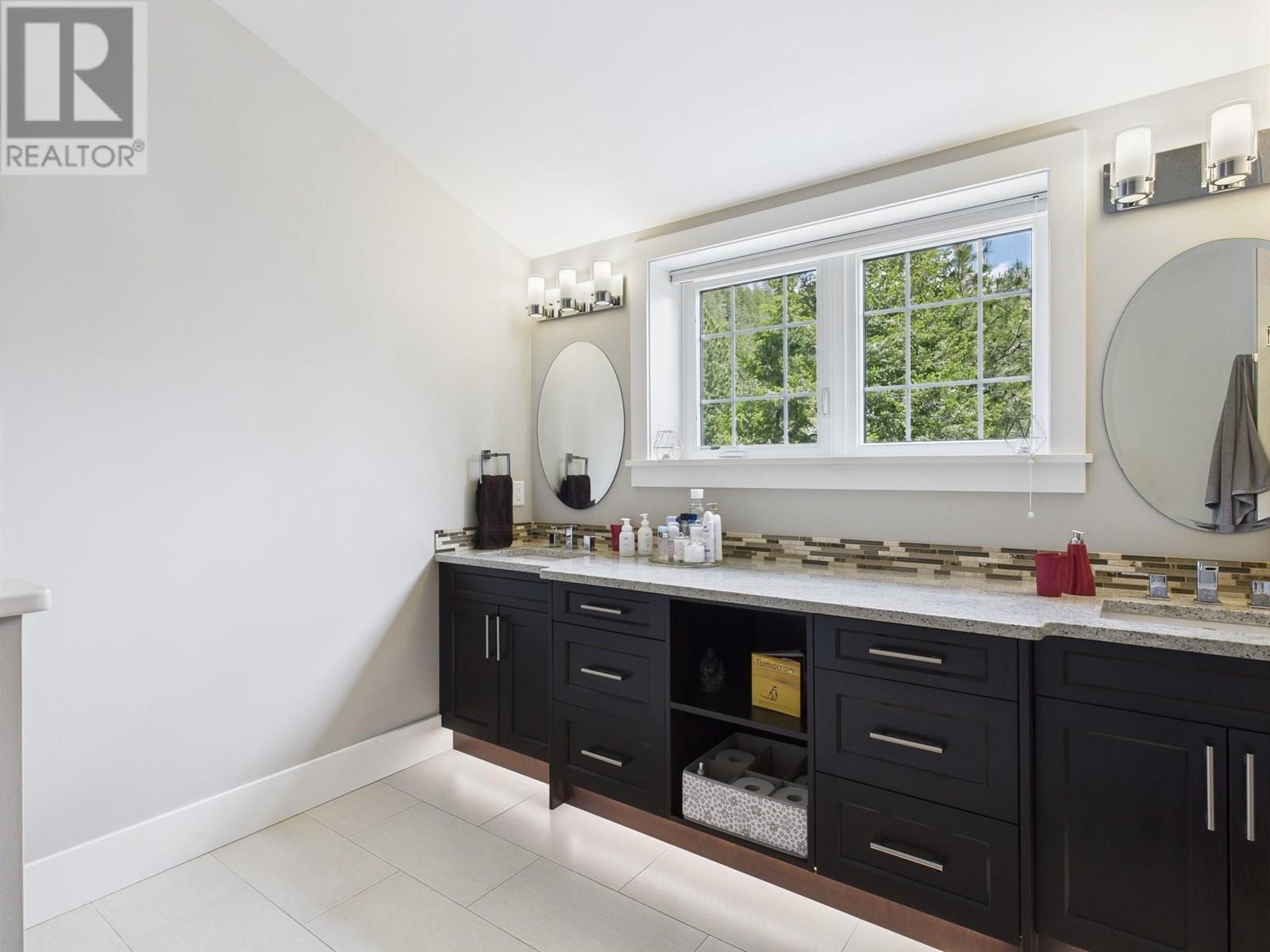  560 SASQUATCH Trail, Osoyoos