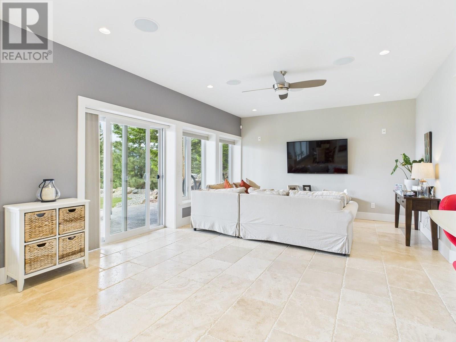  560 SASQUATCH Trail, Osoyoos