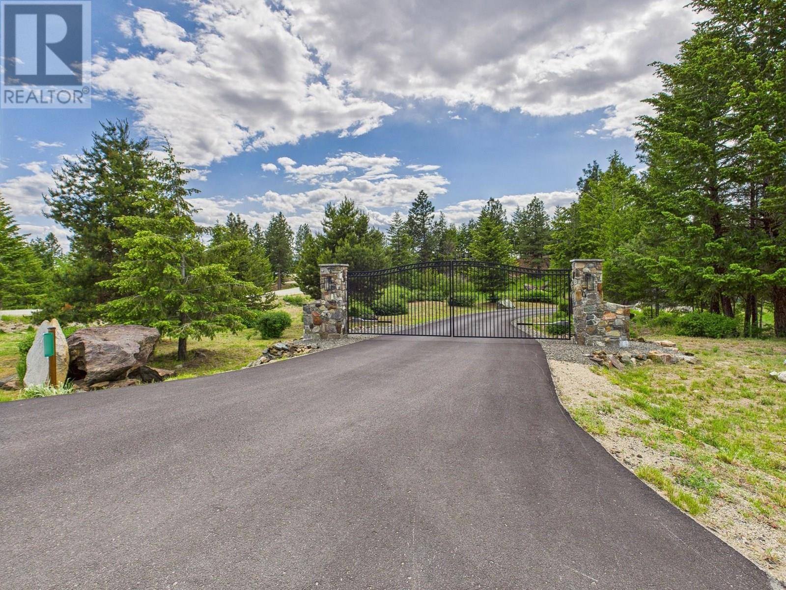  560 SASQUATCH Trail, Osoyoos