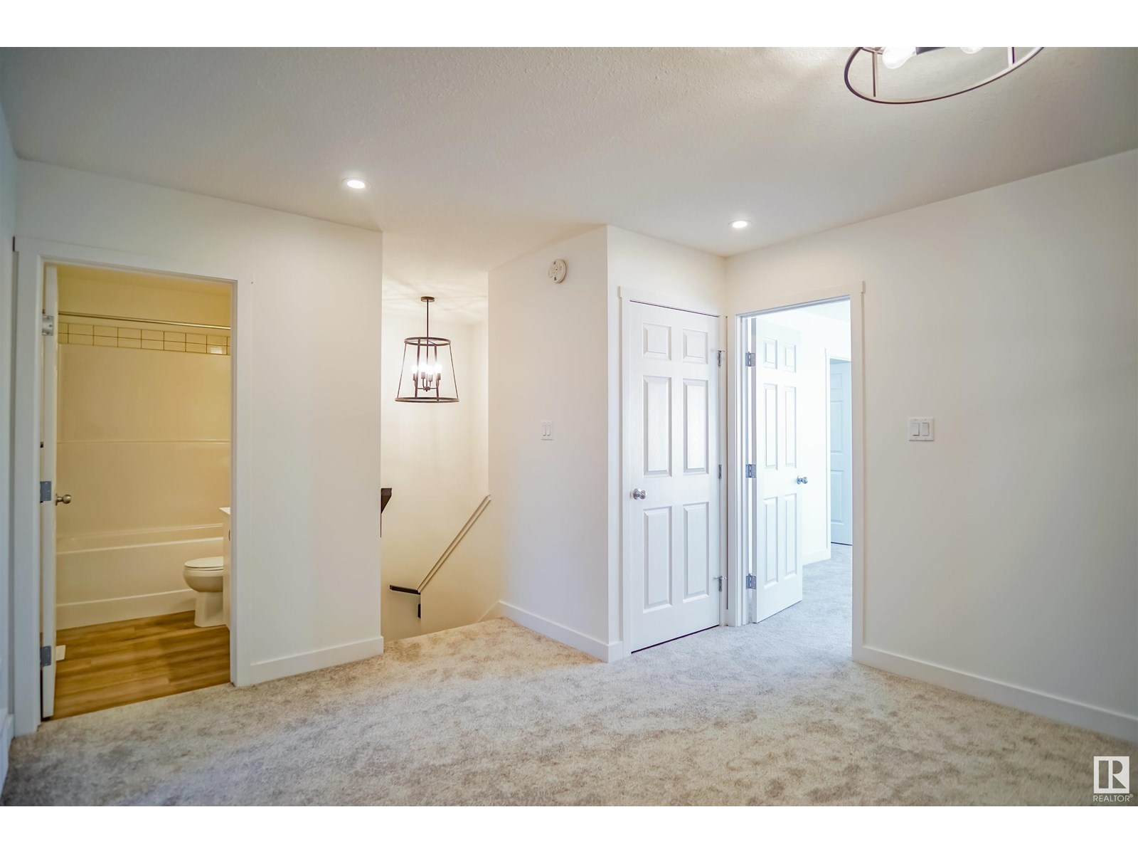 Photo 16 of 9716 Carson Pl Sw, Edmonton AB