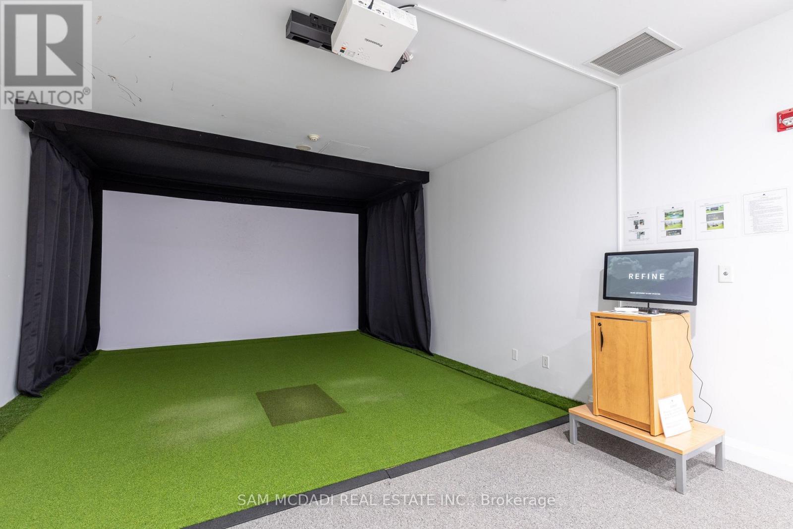 Photo 14 of 85 9 Windermere Avenue, Toronto ON