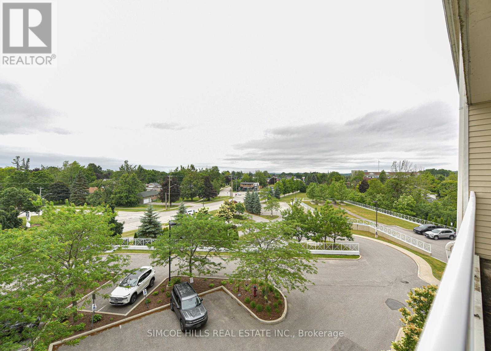 Photo 11 of 402 354 Atherley Road, Orillia ON