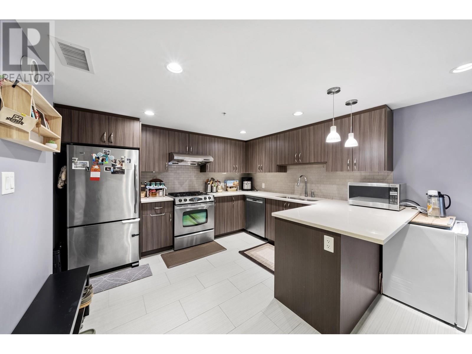 Photo 6 of 203 8333 Anderson Road, Richmond BC
