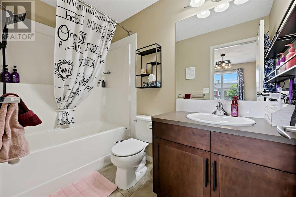 Single Family House for Sale in  Chaparral Valley Gardens SE Chaparral Calgary 