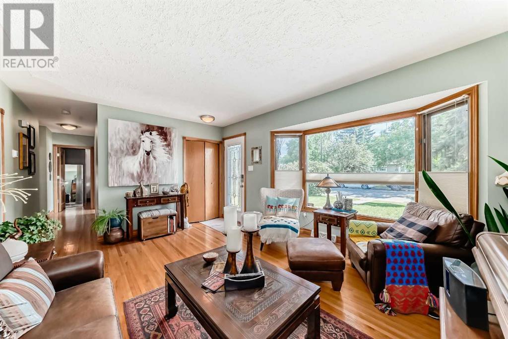 Single Family House Bungalow for Sale in  Windermere Road SW Wildwood Calgary 