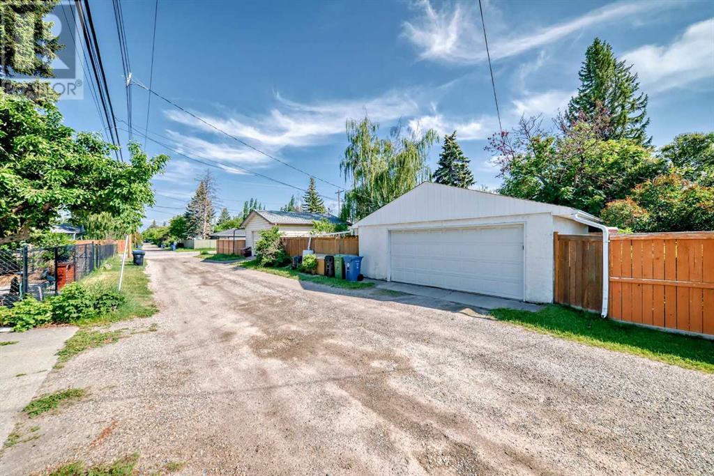 Single Family House Bungalow for Sale in  Windermere Road SW Wildwood Calgary 