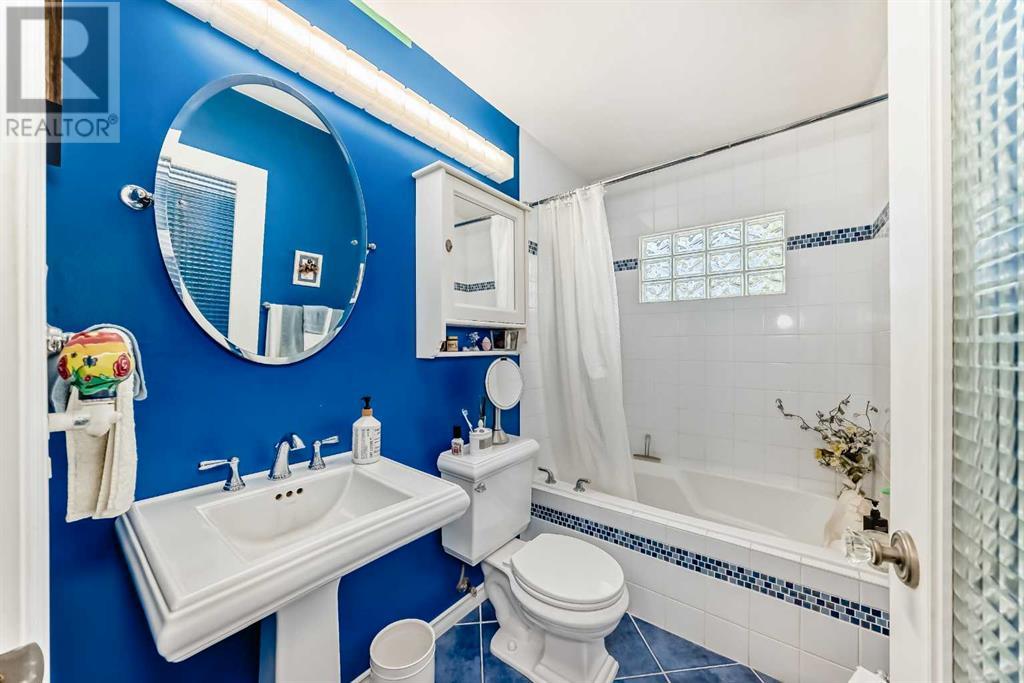 Single Family House Bungalow for Sale in  Windermere Road SW Wildwood Calgary 