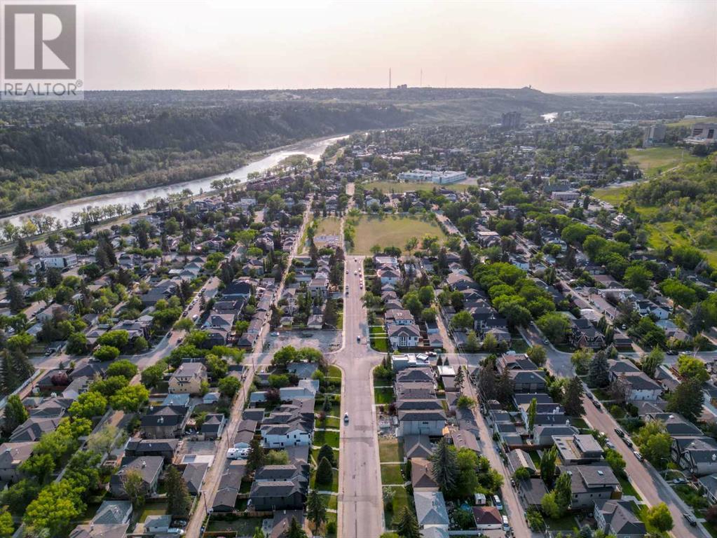 Single Family House for Sale in   Street NW Parkdale Calgary 
