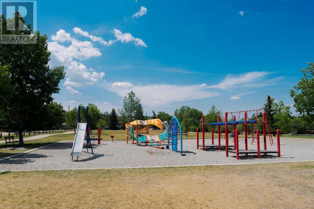 Single Family House for Sale in   Street NW Parkdale Calgary 
