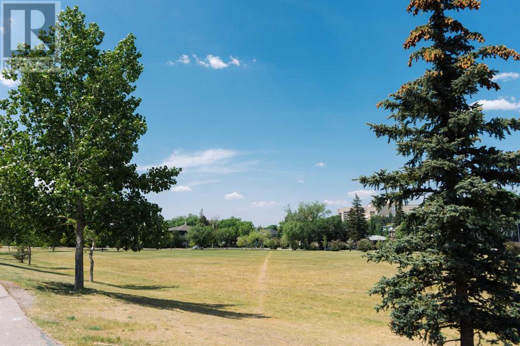 Single Family House for Sale in   Street NW Parkdale Calgary 