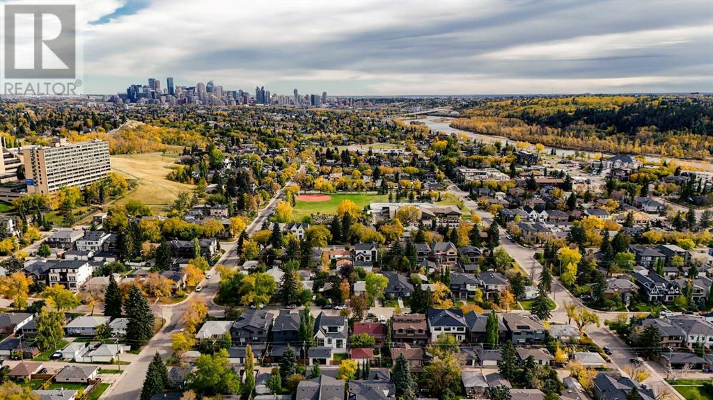 Single Family House for Sale in   Street NW Parkdale Calgary 