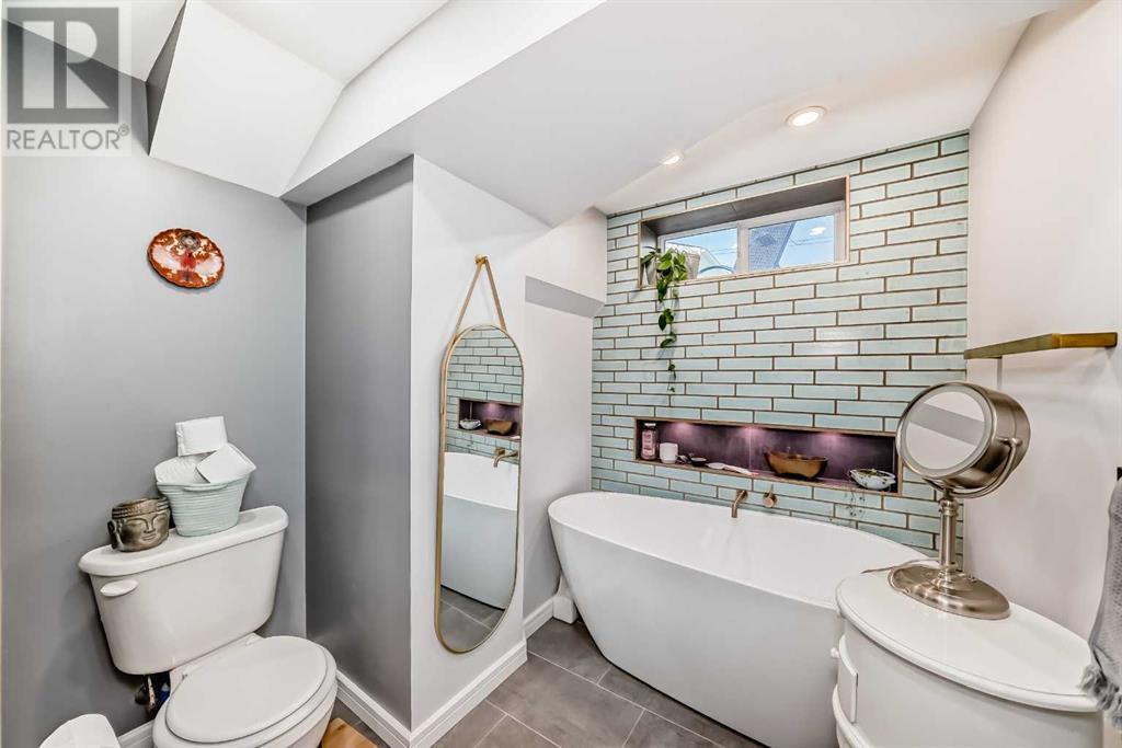 Single Family House Bungalow for Sale in  Windermere Road SW Wildwood Calgary 