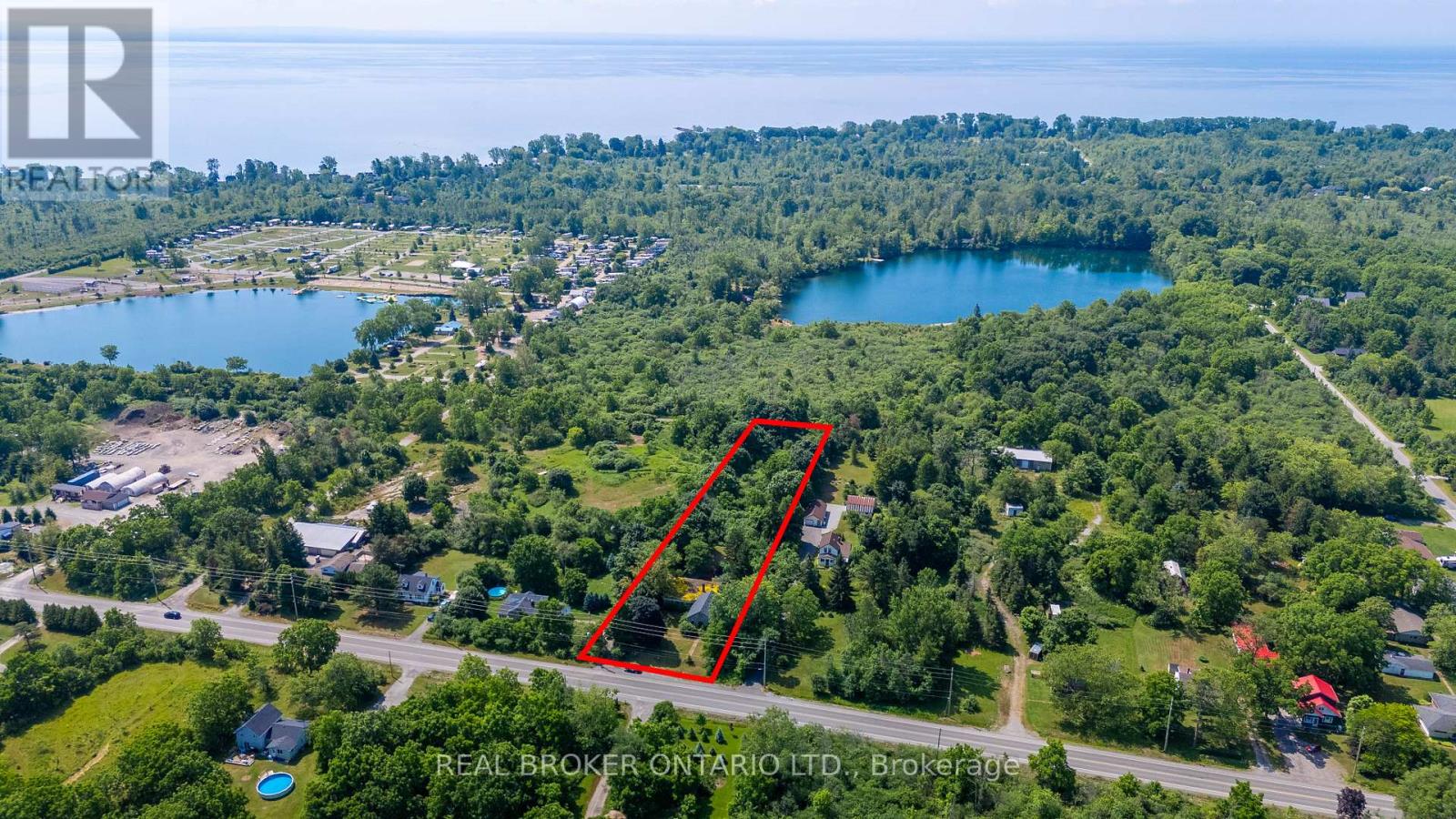 Photo 2 of 2459 Dominion Road, Fort Erie ON