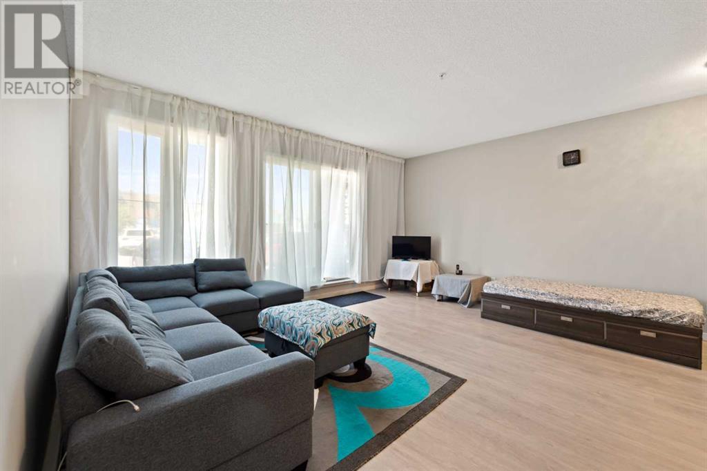 Single Family House Low rise for Sale in   Taradale Drive NE Taradale Calgary 