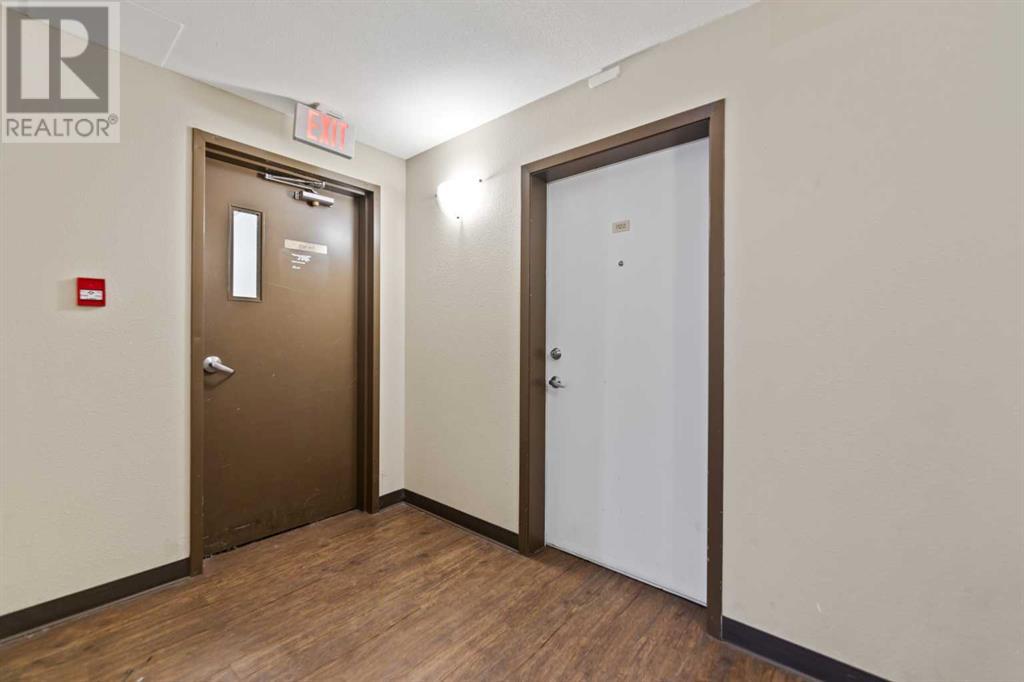 Single Family House Low rise for Sale in   Taradale Drive NE Taradale Calgary 