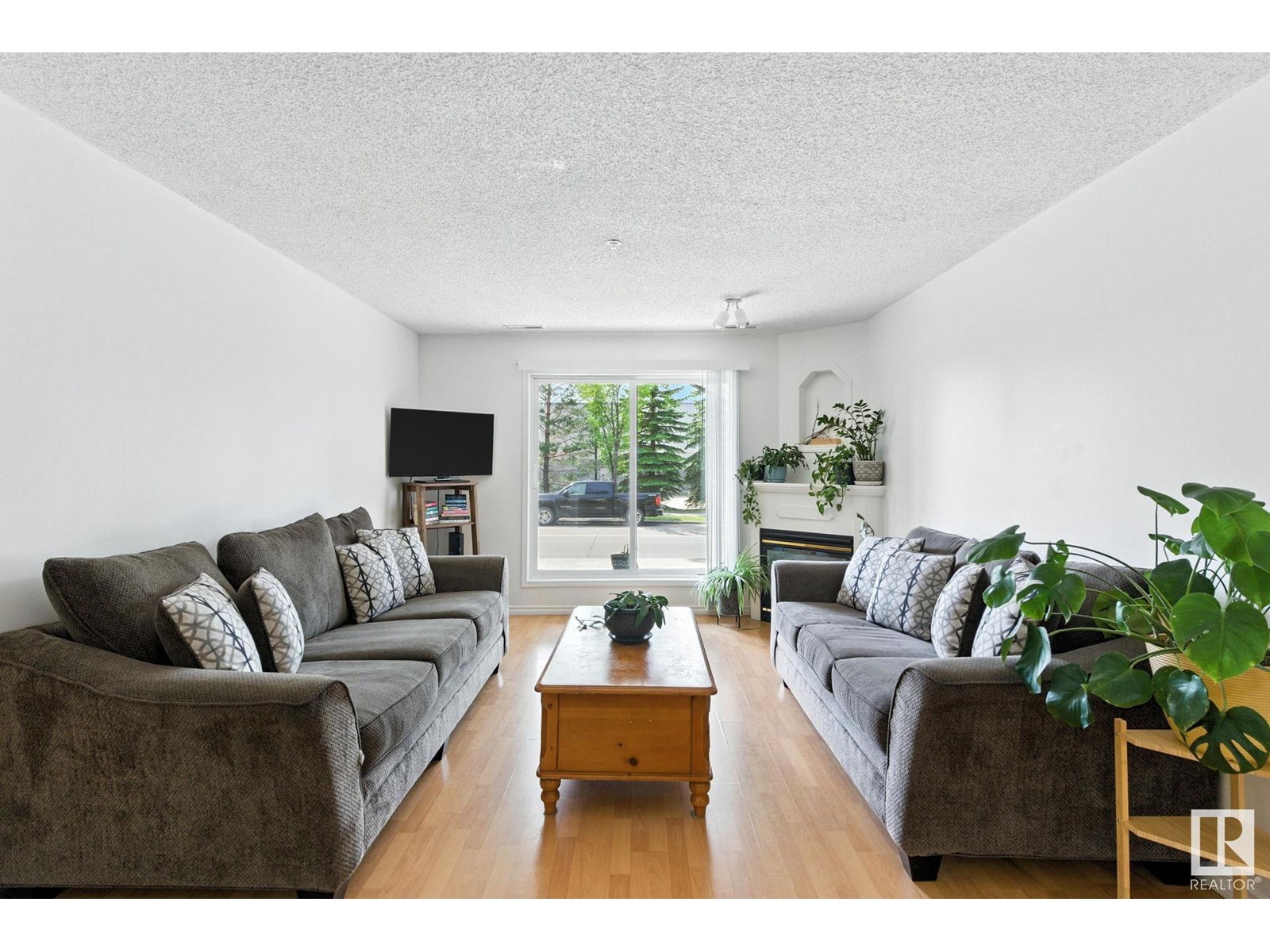 Photo 21 of 125 16303 95 St Nw, Edmonton AB