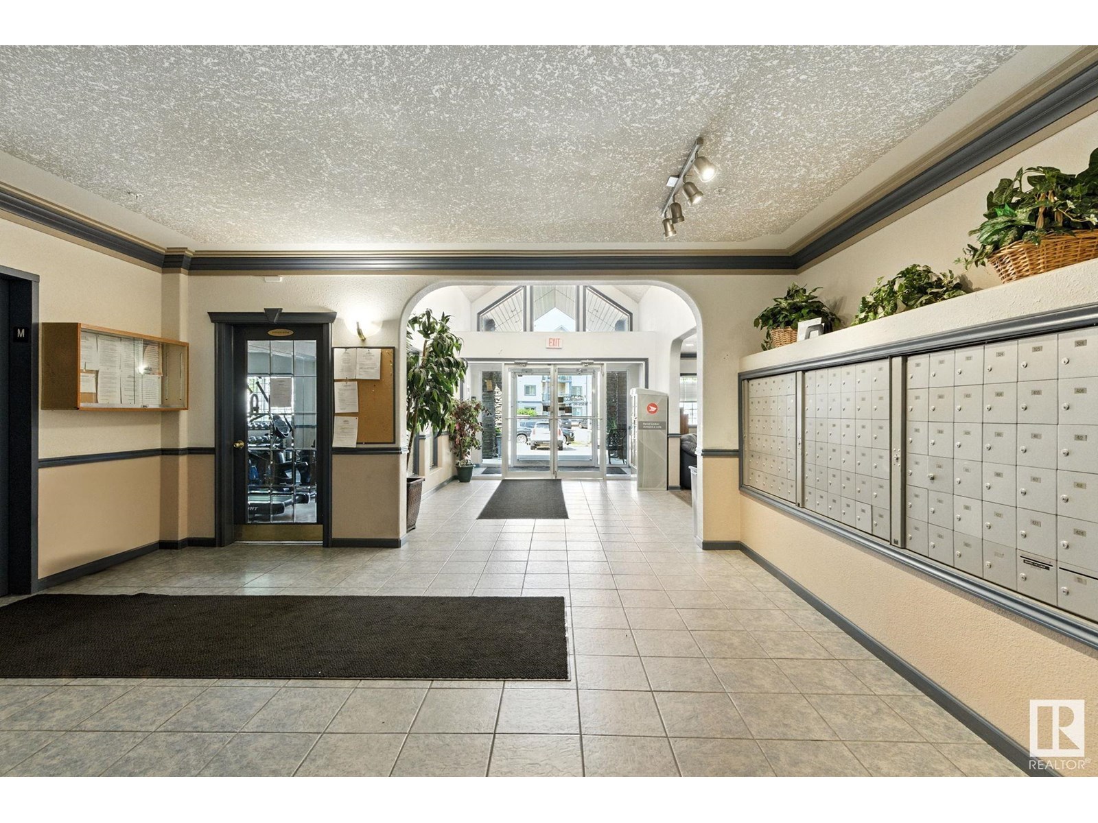 Photo 16 of 125 16303 95 St Nw, Edmonton AB