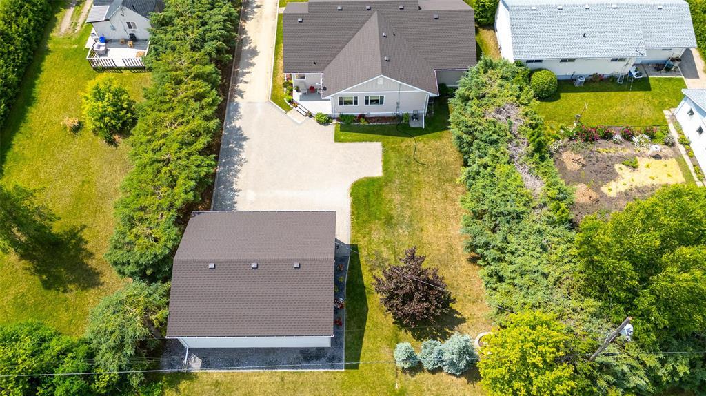 Photo 16 of 814 Fifth Street N, Beausejour MB