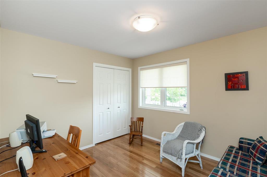 Photo 46 of 814 Fifth Street N, Beausejour MB