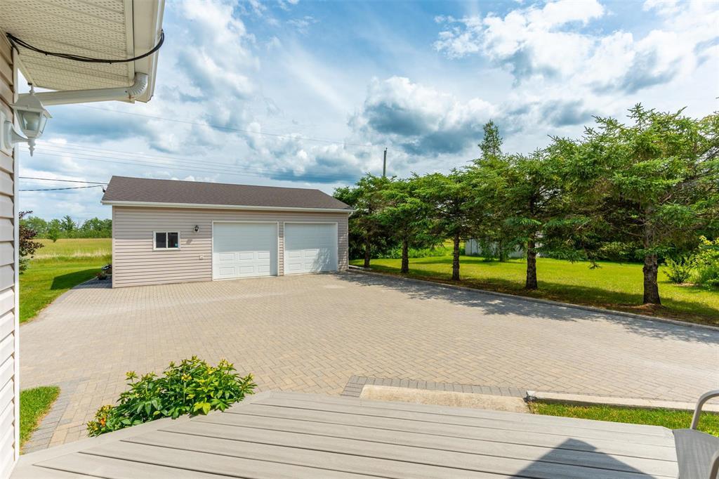 Photo 50 of 814 Fifth Street N, Beausejour MB